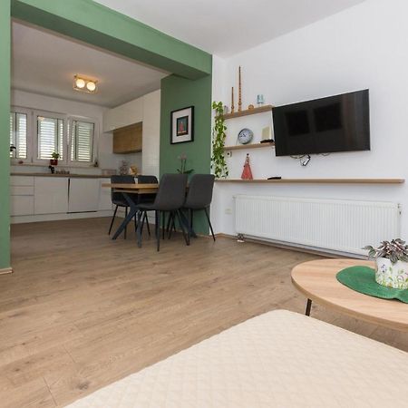 Adria Krk Apartment 크르크 외부 사진