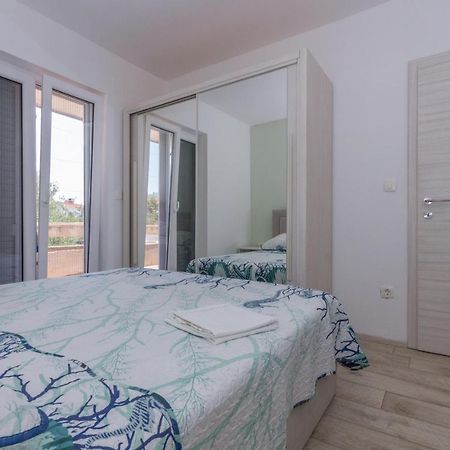 Adria Krk Apartment 크르크 외부 사진