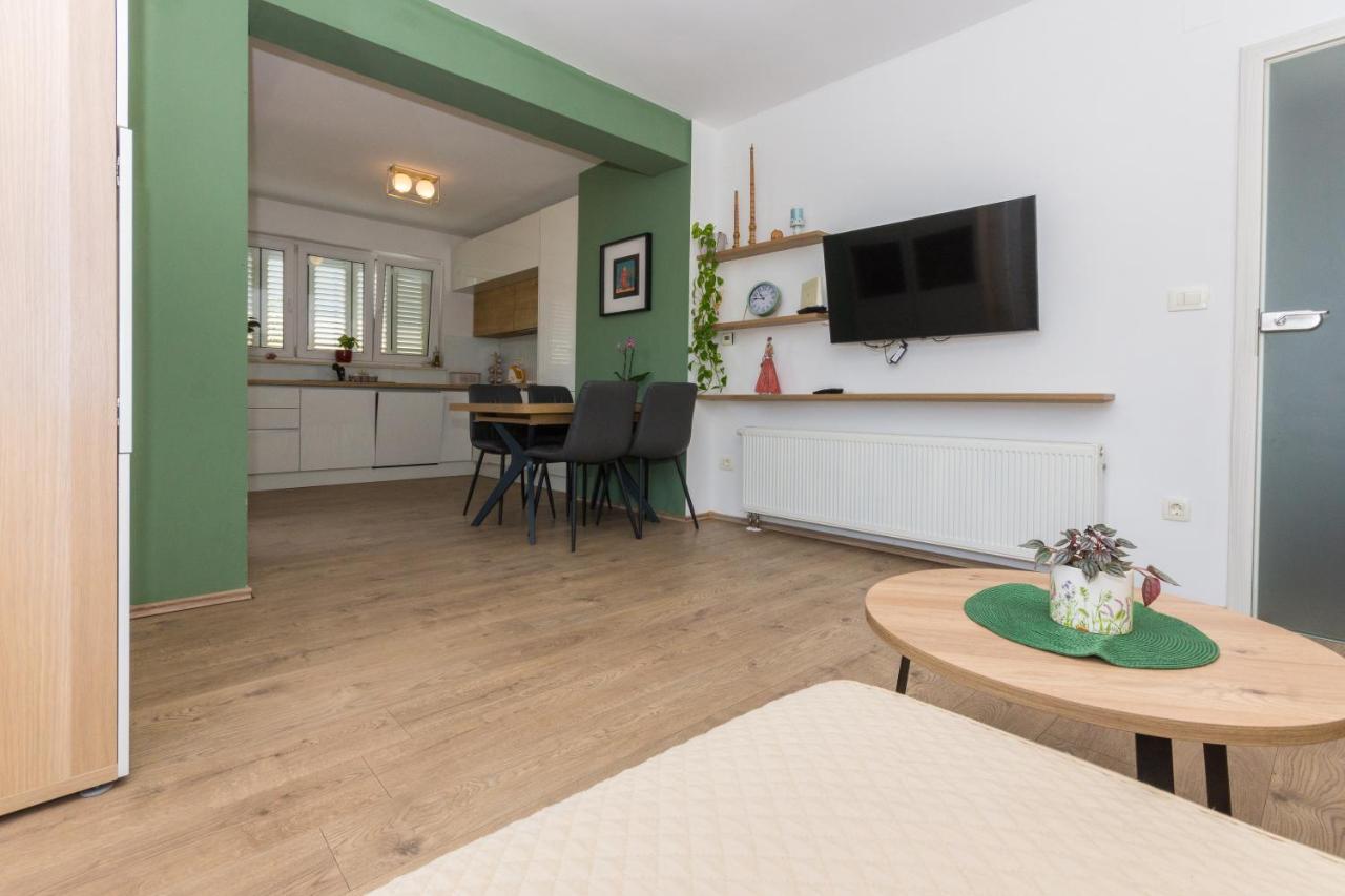 Adria Krk Apartment 크르크 외부 사진