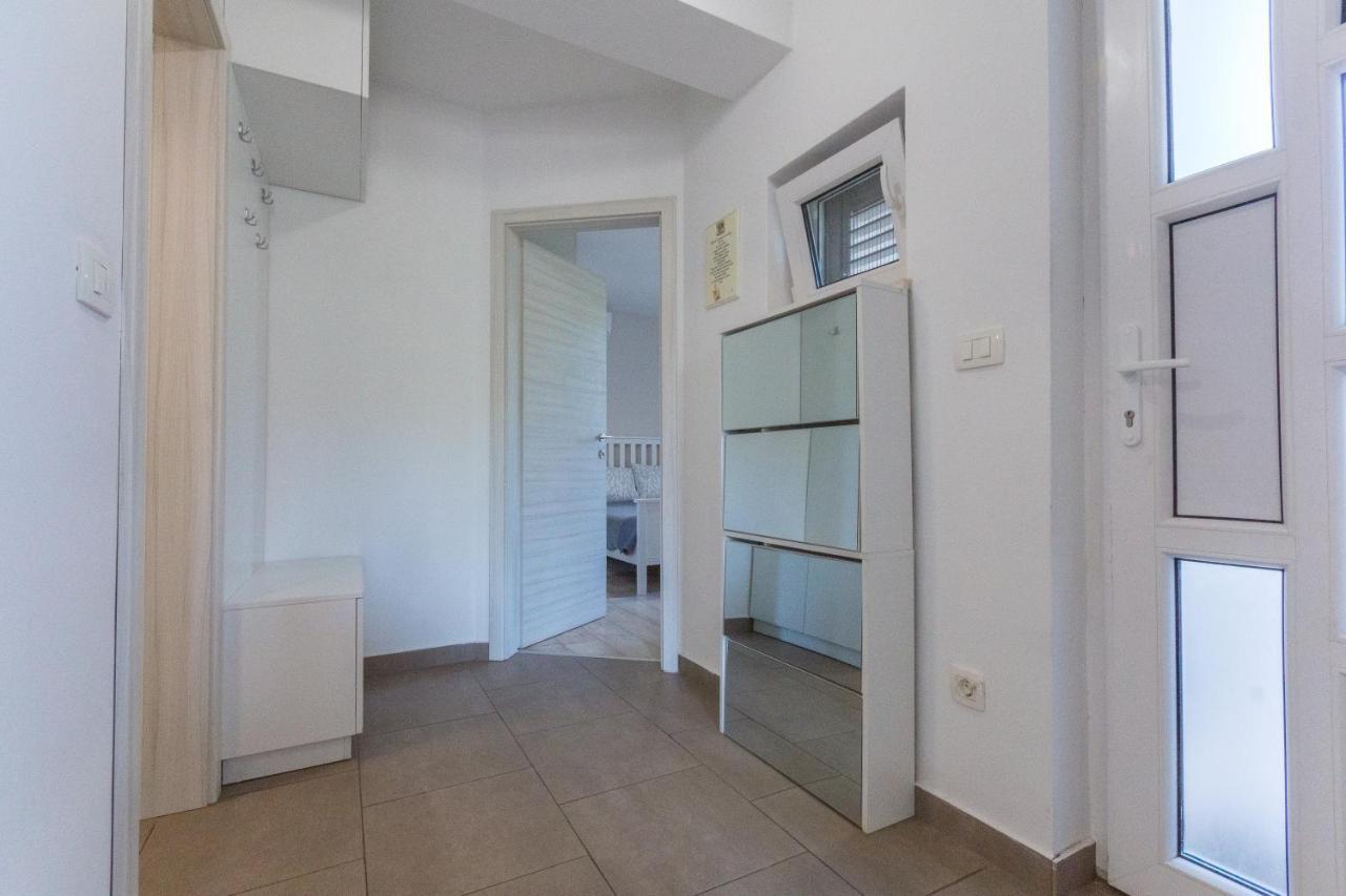 Adria Krk Apartment 크르크 외부 사진