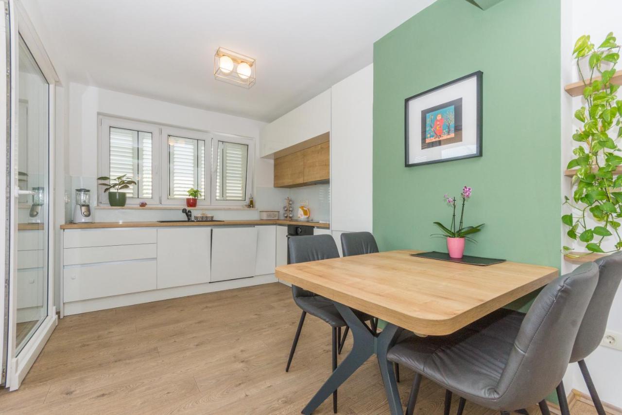 Adria Krk Apartment 크르크 외부 사진