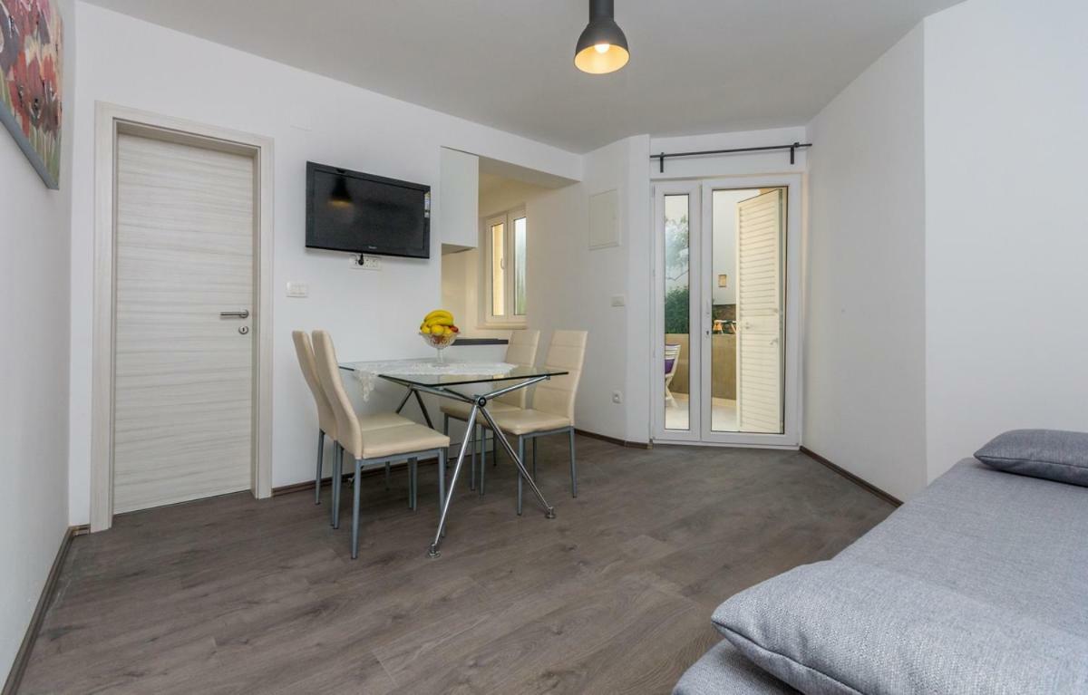 Adria Krk Apartment 크르크 외부 사진
